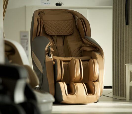 6 Tips on How to Choose a Massage Chair