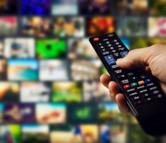 IPTV Setup Hacks: 5 Tips for Enhancing Your Entertainment System