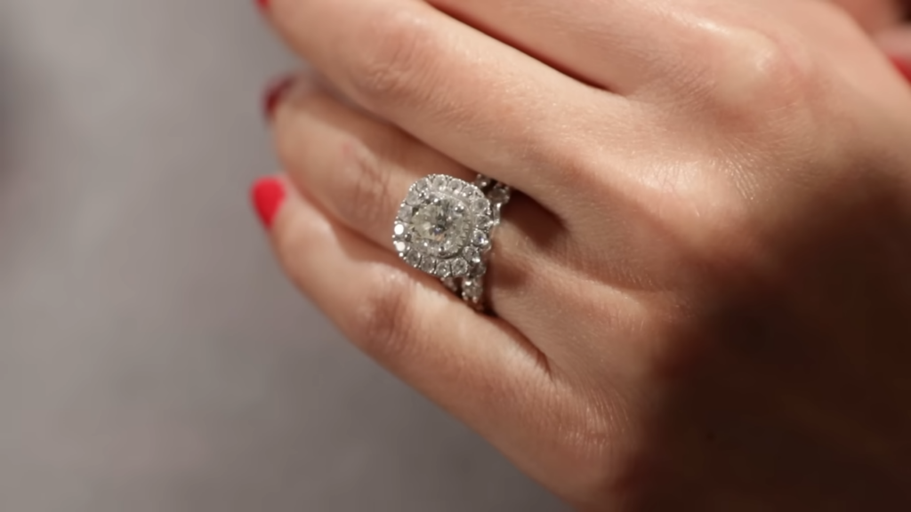 Crafting the Perfect Love Story with Your Budget-Friendly Engagement Ring